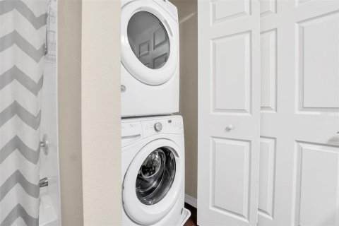 Touwnhouse à vendre à Kissimmee, Floride: 3 chambres, 120.77 m2 № 2136290 - photo 15