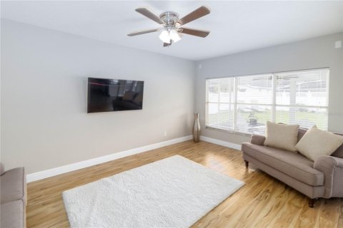 Casa en venta en Kissimmee, Florida, 3 dormitorios, 199.09 m2 № 1899917 - foto 15