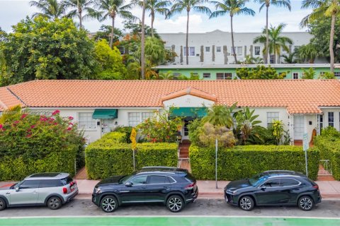 Condo in Miami Beach, Florida, 1 bedroom  № 1878736 - photo 19