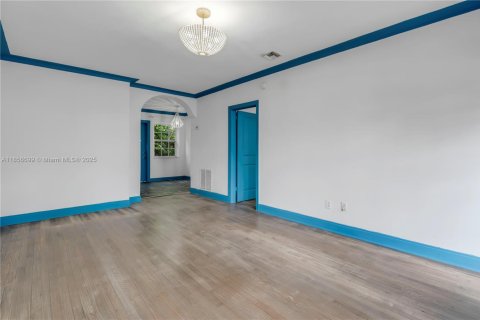 Condo in Miami Beach, Florida, 1 bedroom  № 1878736 - photo 14