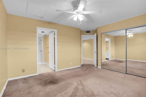 Купить кондоминиум в Пемброк-Пайнс, Флорида 1 спальня, 97.08м2, № 1990302 - фото 6