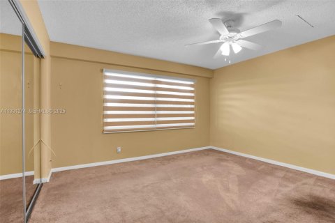 Купить кондоминиум в Пемброк-Пайнс, Флорида 1 спальня, 97.08м2, № 1990302 - фото 5