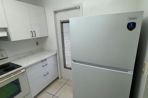 Copropriété à louer à Deerfield Beach, Floride: 2 chambres, 78.04 m2 № 2188245 - photo 8