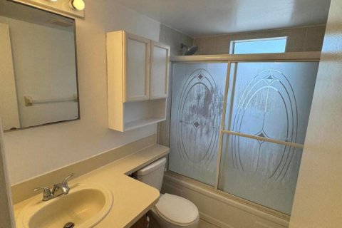 Copropriété à louer à Deerfield Beach, Floride: 2 chambres, 78.04 m2 № 2188245 - photo 18