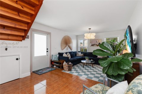 Купить виллу или дом в Майами, Флорида 3 спальни, 168.15м2, № 1988828 - фото 3