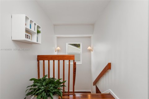 Купить виллу или дом в Майами, Флорида 3 спальни, 168.15м2, № 1988828 - фото 18