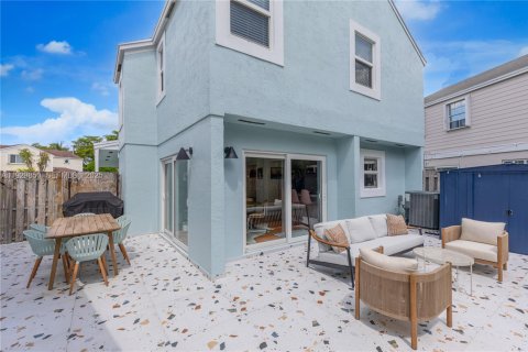 Купить виллу или дом в Майами, Флорида 3 спальни, 168.15м2, № 1988828 - фото 28