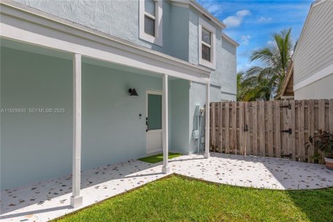 Купить виллу или дом в Майами, Флорида 3 спальни, 168.15м2, № 1988828 - фото 2