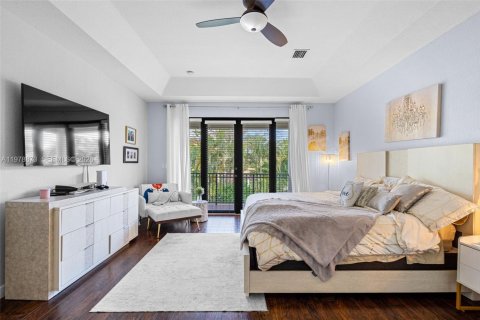 Купить виллу или дом в Катлер-Бей, Флорида 5 спален, 294.31м2, № 2043447 - фото 30