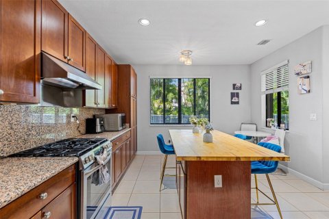 Купить виллу или дом в Катлер-Бей, Флорида 5 спален, 294.31м2, № 2043447 - фото 5