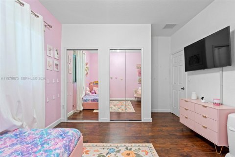 Купить виллу или дом в Катлер-Бей, Флорида 5 спален, 294.31м2, № 2043447 - фото 28