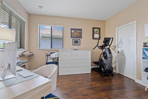 Купить виллу или дом в Катлер-Бей, Флорида 5 спален, 294.31м2, № 2043447 - фото 26