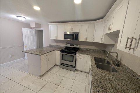 House in Holiday, Florida 4 bedrooms, 124.12 sq.m. № 2208007 - photo 6