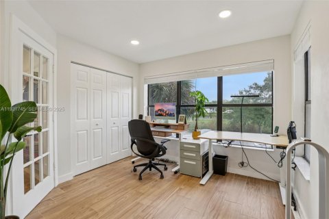 Снять в аренду кондоминиум в Дейви, Флорида 1 спальня, 74.79м2, № 1990664 - фото 23