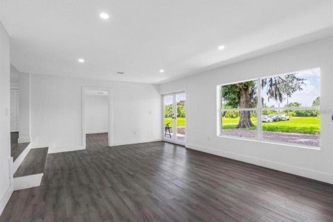 Villa ou maison à vendre à Bartow, Floride: 6 chambres, 422.15 m2 № 2148580 - photo 9