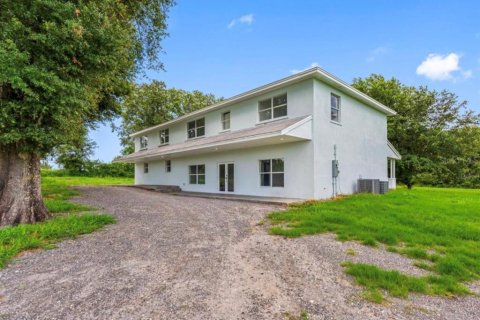 Villa ou maison à Bartow, Floride 6 chambres, 422.15 m2 № 2148580