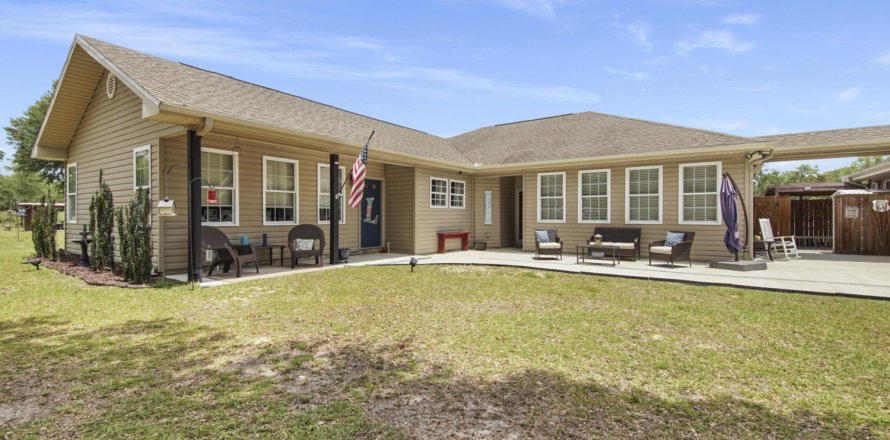 House in De Funiak Springs, Florida 4 bedrooms, 300.45 sq.m. № 561746