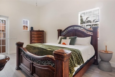 Adosado en venta en Pembroke Pines, Florida, 4 dormitorios, 213.68 m2 № 1933764 - foto 27