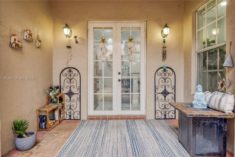 Adosado en venta en Pembroke Pines, Florida, 4 dormitorios, 213.68 m2 № 1933764 - foto 6