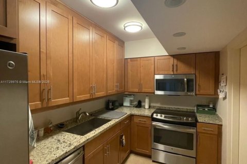 Купить кондоминиум в Бока-Ратон, Флорида 4 комнаты, 97.55м2, № 1860193 - фото 2