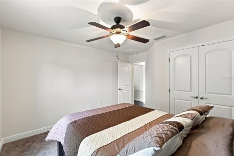 House in Brooksville, Florida 4 bedrooms, 163.69 sq.m. № 2222681 - photo 15