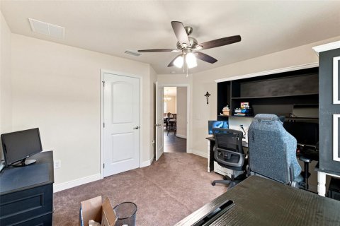 House in Brooksville, Florida 4 bedrooms, 163.69 sq.m. № 2222681 - photo 8