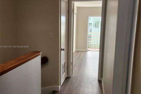 Copropriété à louer à Miami, Floride: 2 chambres, 140.47 m2 № 2028478 - photo 23