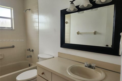 Copropriété à louer à Miami, Floride: 2 chambres, 140.47 m2 № 2028478 - photo 28