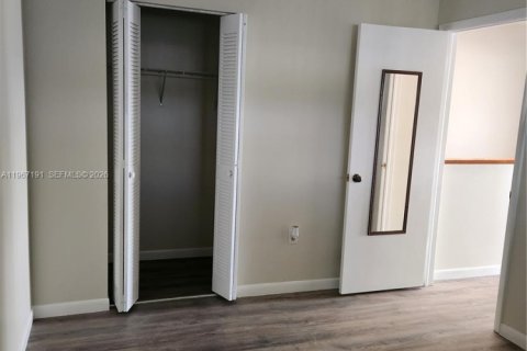 Copropriété à louer à Miami, Floride: 2 chambres, 140.47 m2 № 2028478 - photo 24