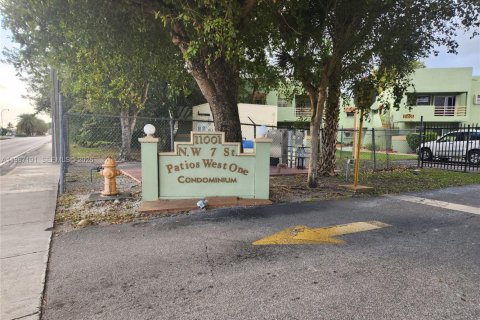 Condo à Miami, Floride, 2 chambres  № 2028478