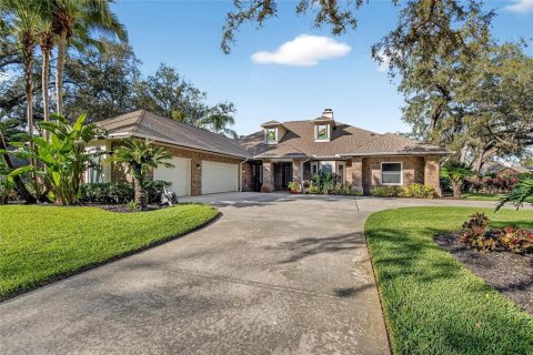Casa en venta en Brandon, Florida, 4 dormitorios, 329.15 m2 № 2201873 - foto 2