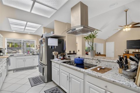Casa en venta en Brandon, Florida, 4 dormitorios, 329.15 m2 № 2201873 - foto 14