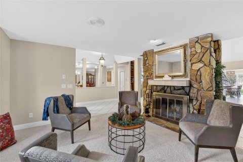 Casa en venta en Brandon, Florida, 4 dormitorios, 329.15 m2 № 2201873 - foto 9
