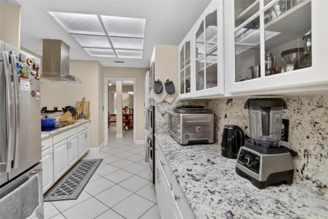 Casa en venta en Brandon, Florida, 4 dormitorios, 329.15 m2 № 2201873 - foto 17