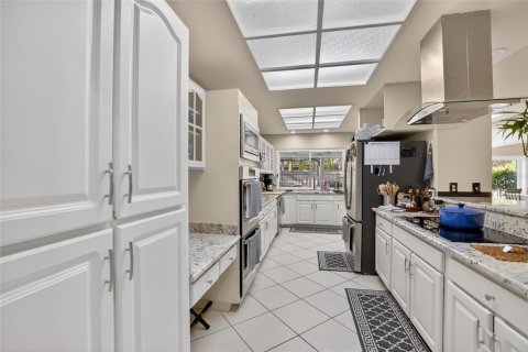 Casa en venta en Brandon, Florida, 4 dormitorios, 329.15 m2 № 2201873 - foto 13