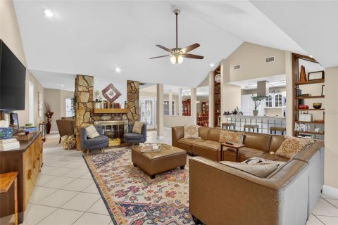 Casa en venta en Brandon, Florida, 4 dormitorios, 329.15 m2 № 2201873 - foto 21