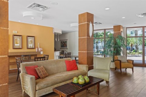Condo in Saint Petersburg, Florida, 1 bedroom  № 1915560 - photo 15