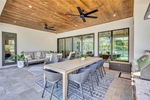 House in Sarasota, Florida 5 bedrooms, 280.75 sq.m. № 2206752 - photo 4