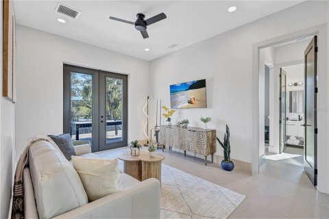 House in Sarasota, Florida 5 bedrooms, 280.75 sq.m. № 2206752 - photo 26