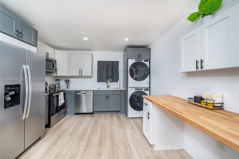 Villa ou maison à louer à Miami, Floride: 3 chambres № 2026923 - photo 7