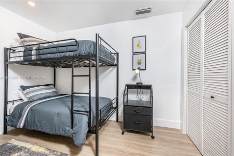 Villa ou maison à louer à Miami, Floride: 3 chambres № 2026923 - photo 22