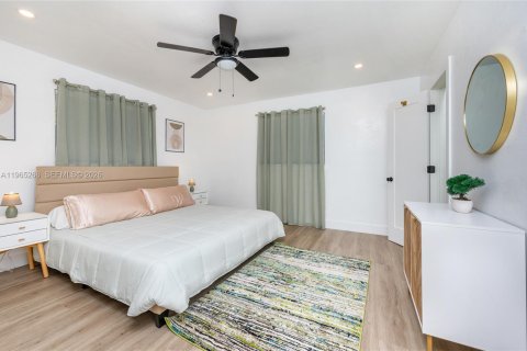 Villa ou maison à louer à Miami, Floride: 3 chambres № 2026923 - photo 13