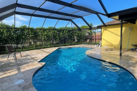 House in North Lauderdale, Florida 3 bedrooms, 128.58 sq.m. № 1794679 - photo 17