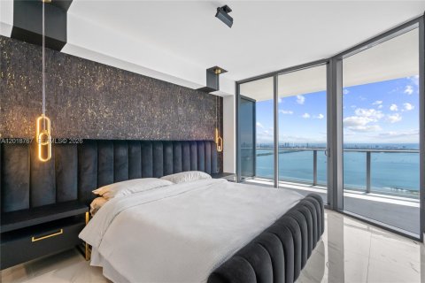 Condo in Miami, Florida, 2 bedrooms № 2253147 - photo 9
