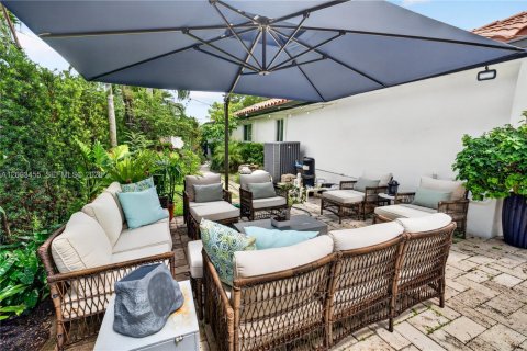 Casa en venta en Miami, Florida, 3 dormitorios, 176.7 m2 № 2381574 - foto 18
