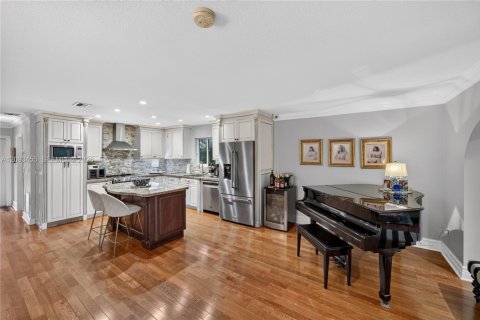 Casa en venta en Miami, Florida, 3 dormitorios, 176.7 m2 № 2381574 - foto 30