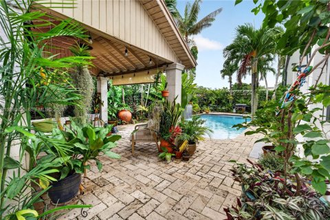 Casa en venta en Miami, Florida, 3 dormitorios, 176.7 m2 № 2381574 - foto 13