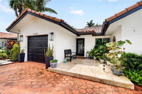 Casa en venta en Miami, Florida, 3 dormitorios, 176.7 m2 № 2381574 - foto 4