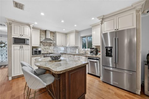 Casa en venta en Miami, Florida, 3 dormitorios, 176.7 m2 № 2381574 - foto 27