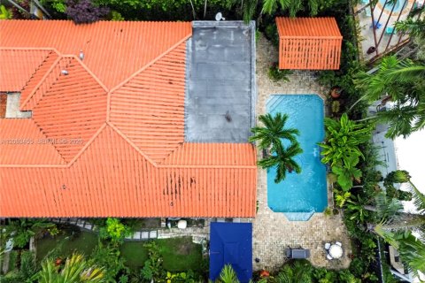 Casa en venta en Miami, Florida, 3 dormitorios, 176.7 m2 № 2381574 - foto 23